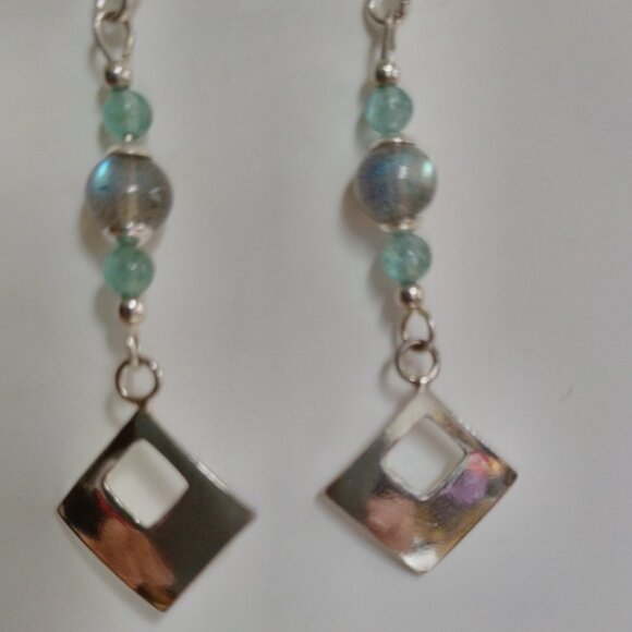 Labroadorite & Sterling Silver Drop Earrings, handcrafted - Picture 2 of 9